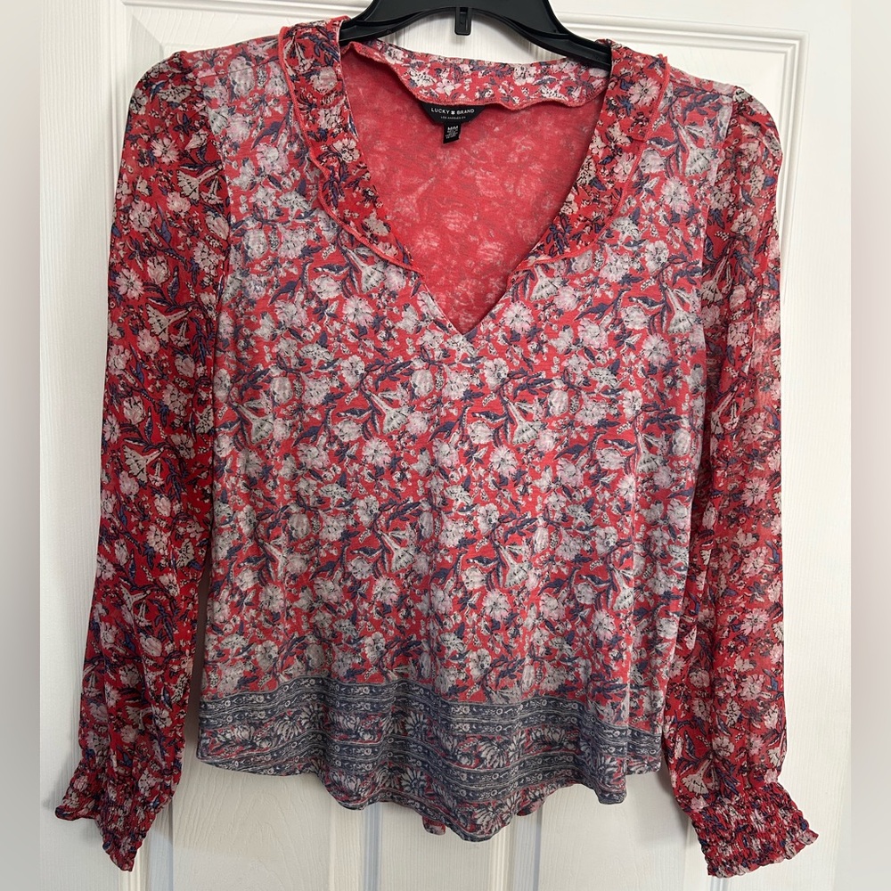 Lucky Brand Red and Blue Floral V-Necked Ruffled Blouse Size  M